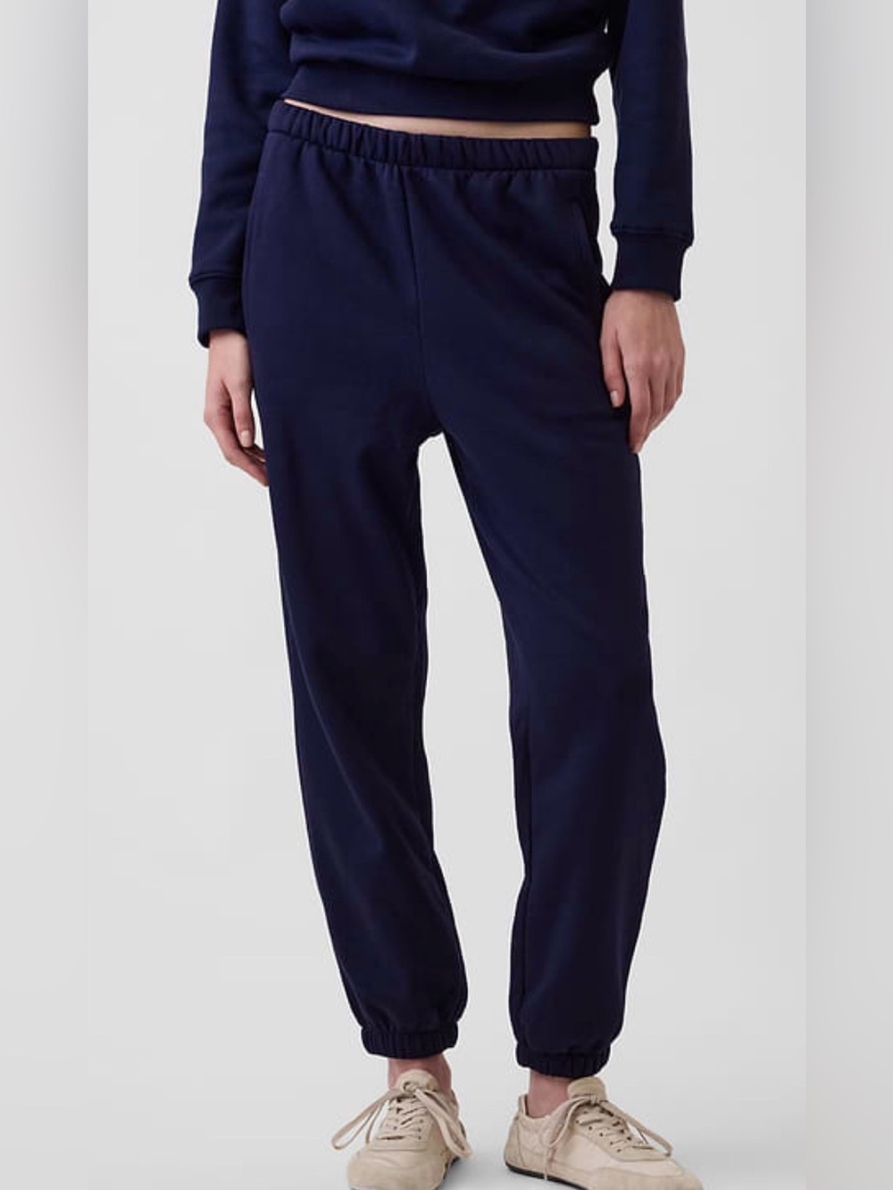 Gap High Rise VintageSoft Relaxed Joggers Navy size S